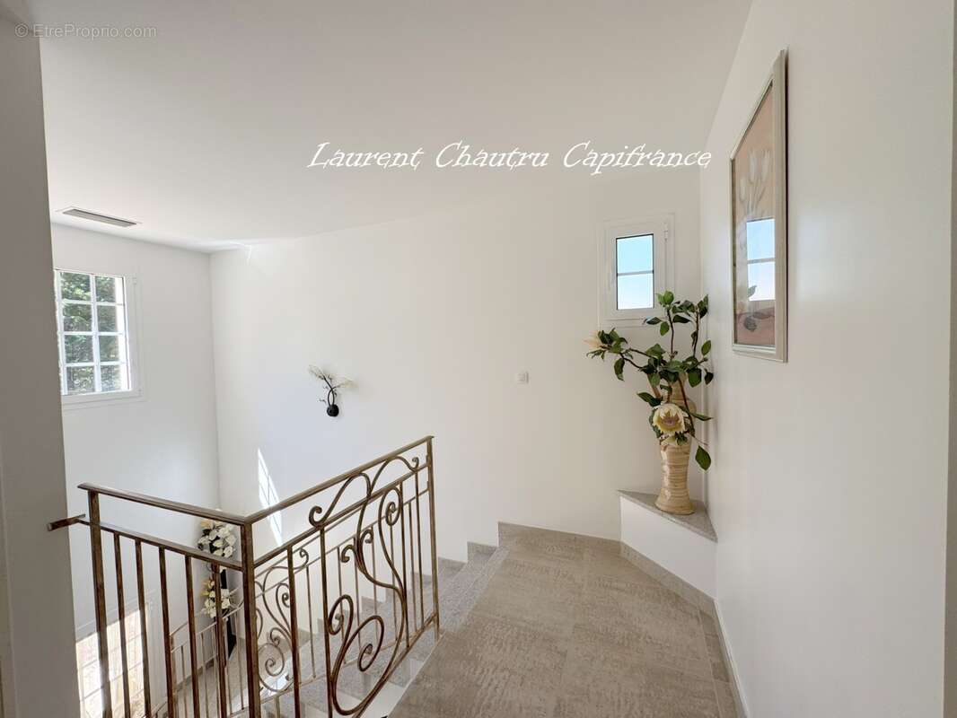 Villa de standing 190m² à SANILHAC (24) - photo 22