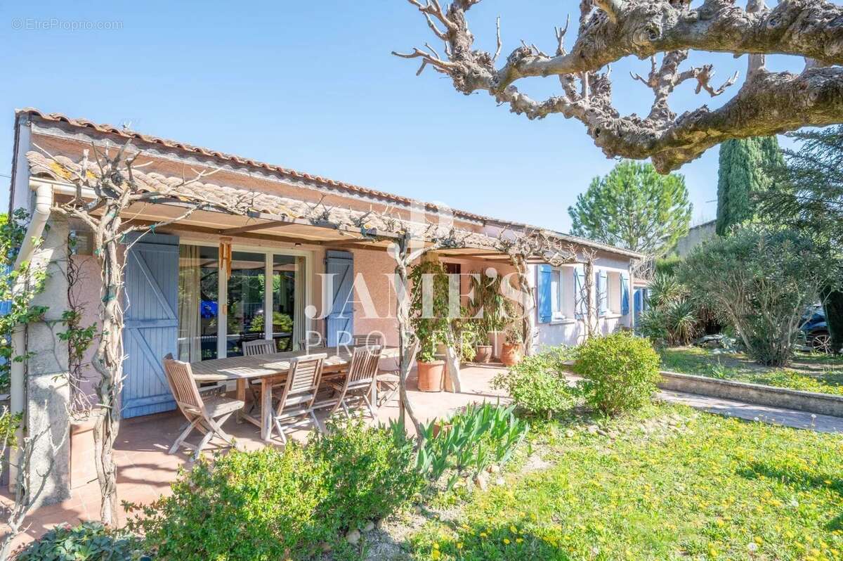 Maison à SAINT-REMY-DE-PROVENCE