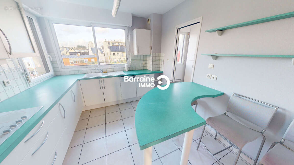 BREST FORESTOU - VENTE d'un appartement T4 de 85.10 m² - Ascenseur - Terrasse 14.4 m² - Vue mer - Garage - Parking - photo 6