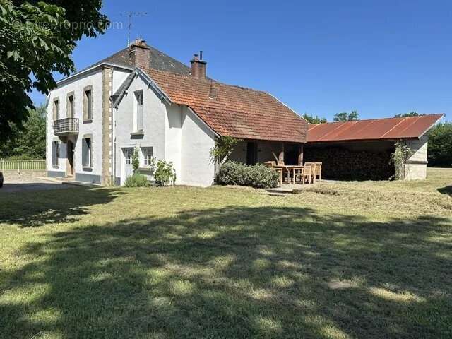 Maison à SAINT-DIZIER-LEYRENNE