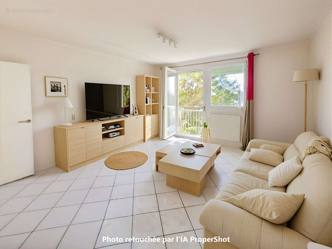 Appartement à VILLENAVE-D'ORNON