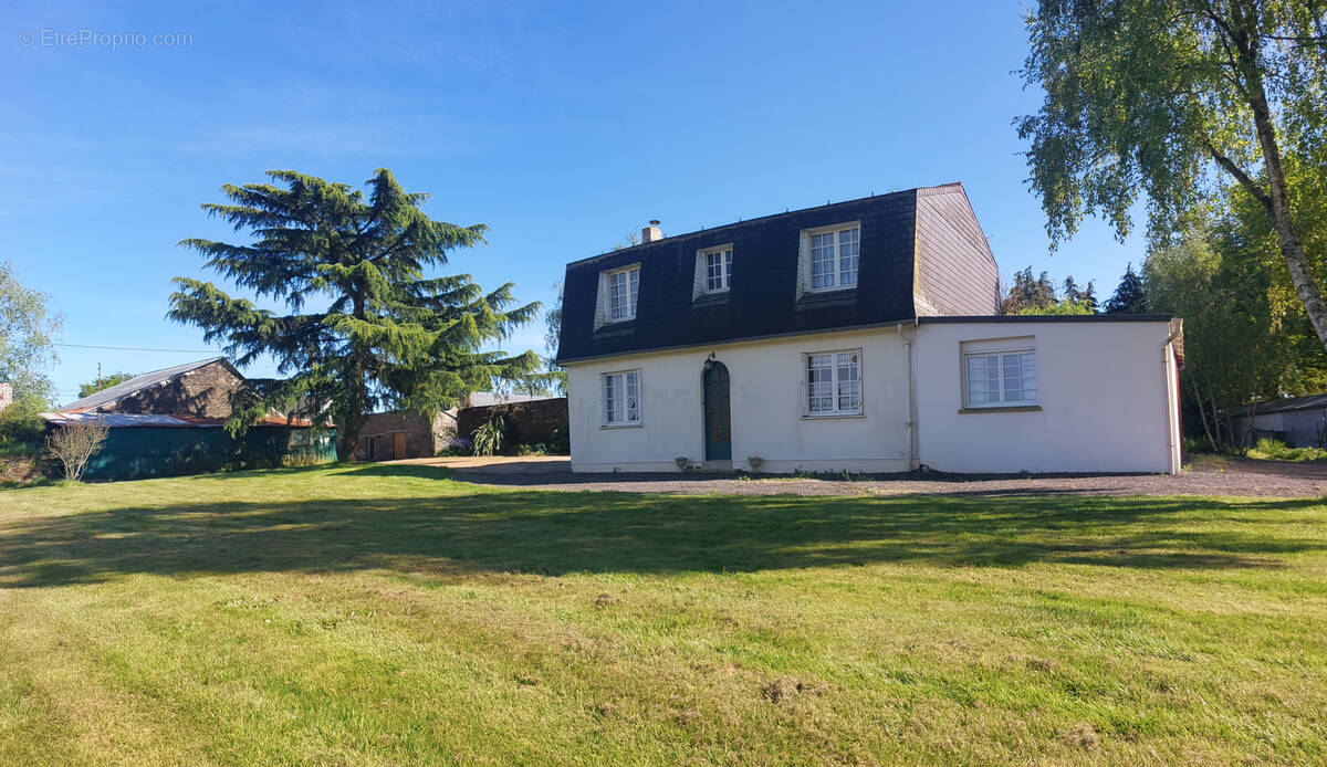 Maison à SAINT-VINCENT-DES-LANDES
