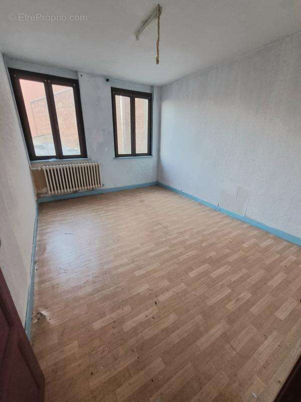 Appartement à LE CATEAU-CAMBRESIS