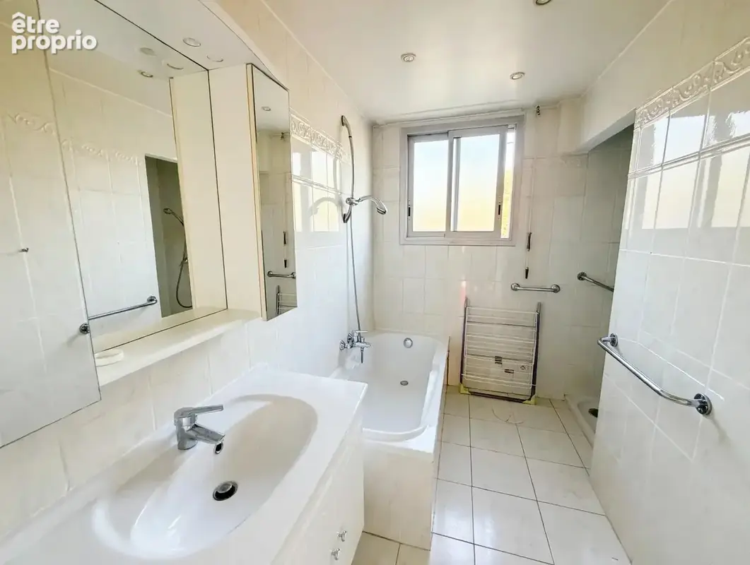 Antibes – appartement 4 pièces avec vue mer, terrasse, garage et cave - photo 10