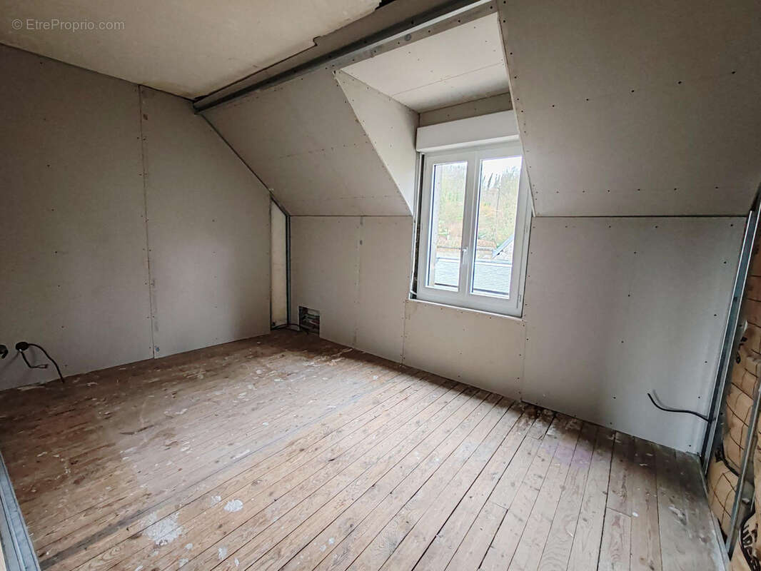 Maison à VILLERS-COTTERETS