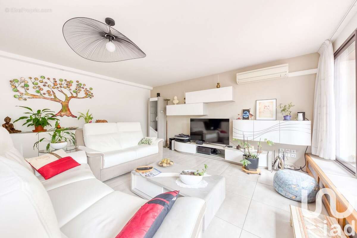 Photo 4 - Appartement à CHAMPS-SUR-MARNE