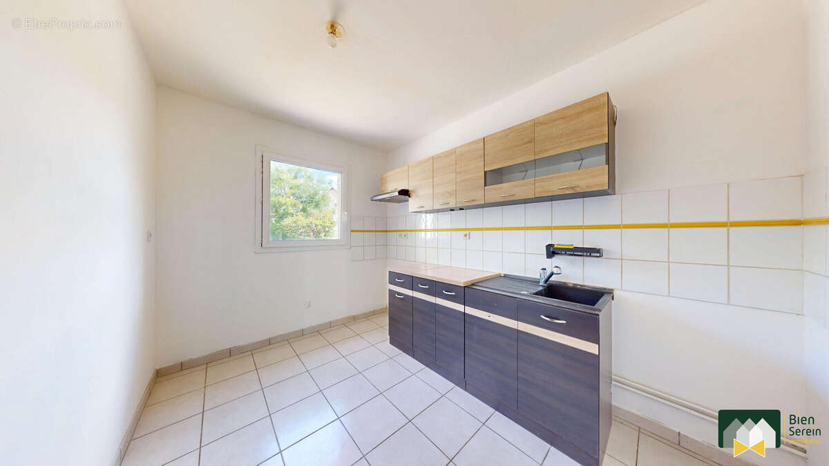 Maison 91 m² à Leves  - photo 4
