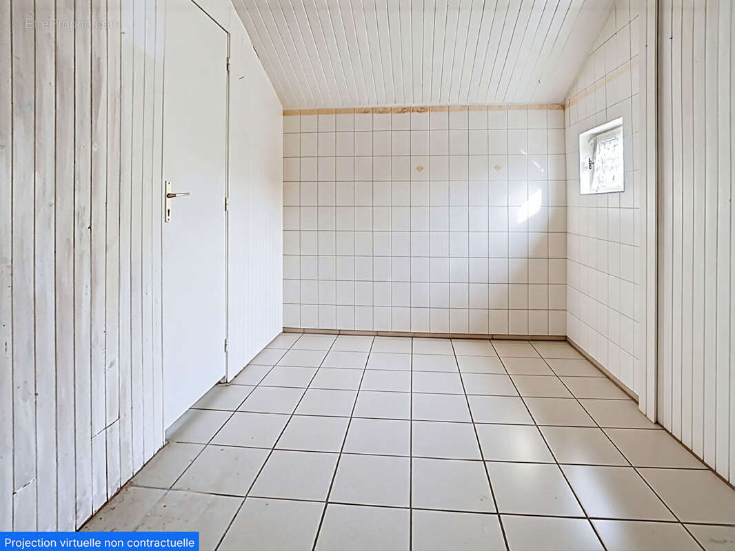 Maison à SAINT-ETIENNE-SUR-REYSSOUZE