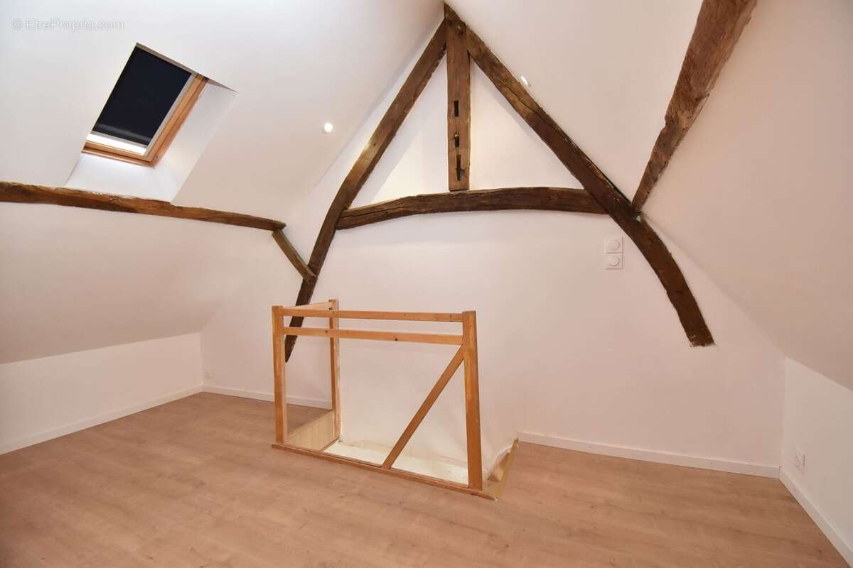 Maison à WALINCOURT-SELVIGNY