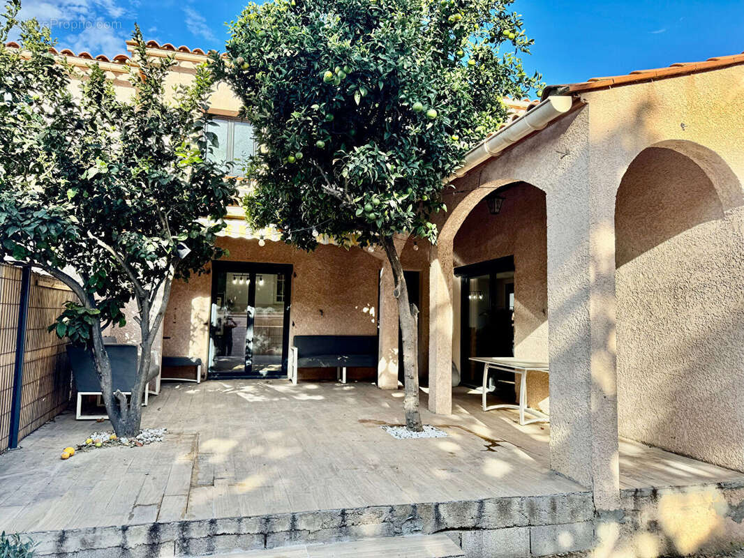 Maison à SAINTE-MARIE