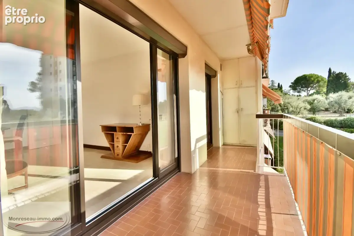 Appartement 3 pièces 58 m² à vendre à Cannes (06400) - photo 1