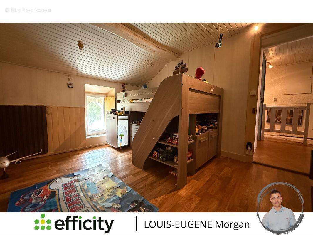 Maison à JAUNAY-CLAN