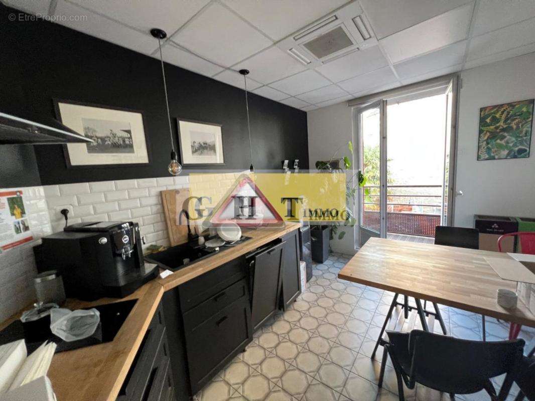 Commerce à VITRY-SUR-SEINE