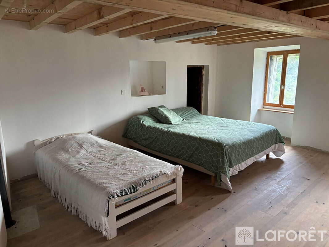 Maison Urbanya 5 pièce(s) 111 m² - photo 10