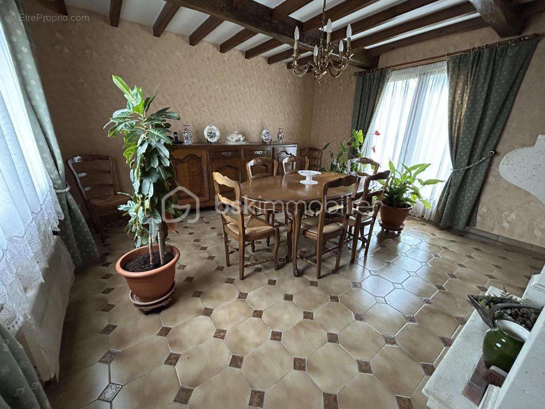 Maison 141 m² à Justine-Herbigny  - photo 12