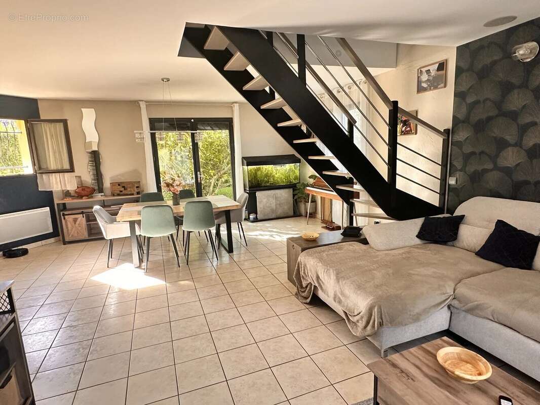 Maison à NOIRON-SOUS-GEVREY