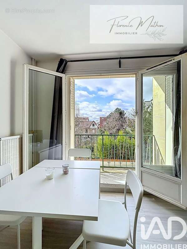 Photo 3 - Appartement à SAINT-MAUR-DES-FOSSES