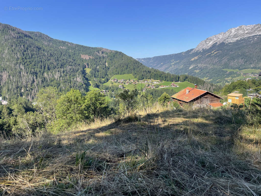Terrain à SAINT-JEAN-DE-SIXT