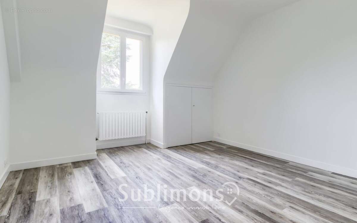 Maison à LOCOAL-MENDON