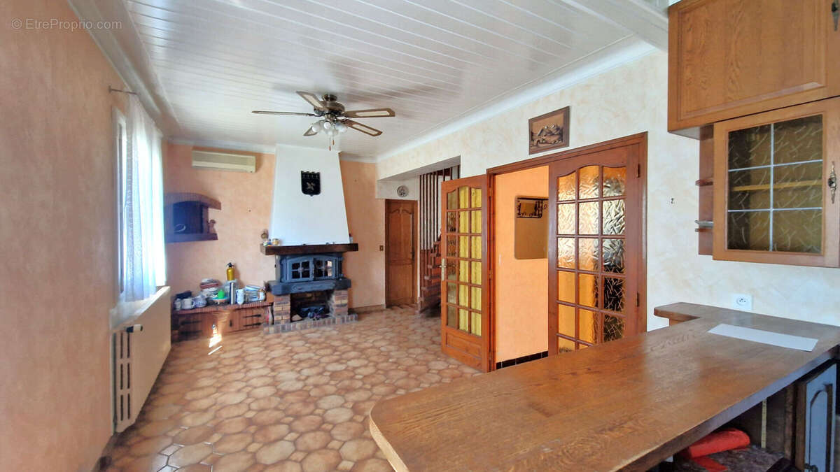 Maison à PARAY-VIEILLE-POSTE