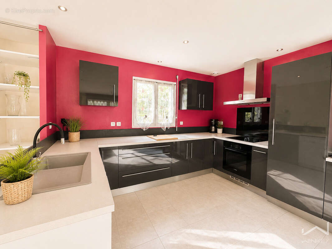 Maison 128 m² à La Begude-De-Mazenc  - photo 5