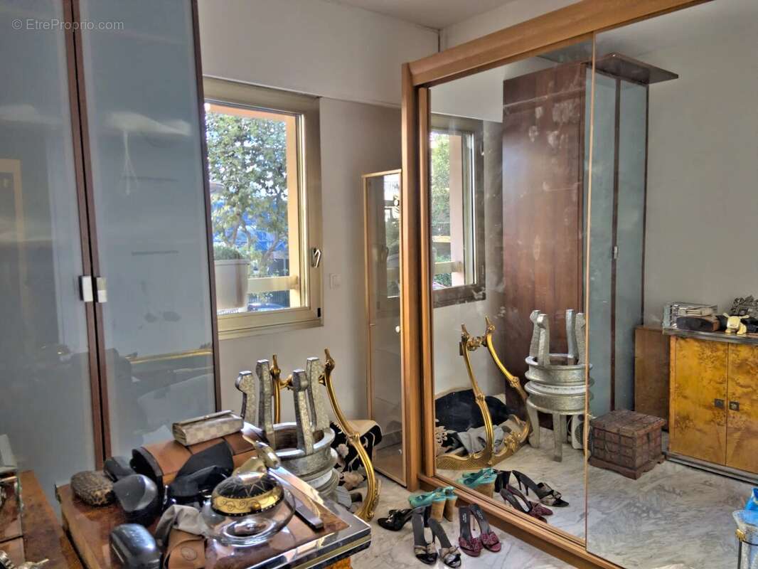 Studio 40 m² repensé avec vraie chambre – Nice - photo 7