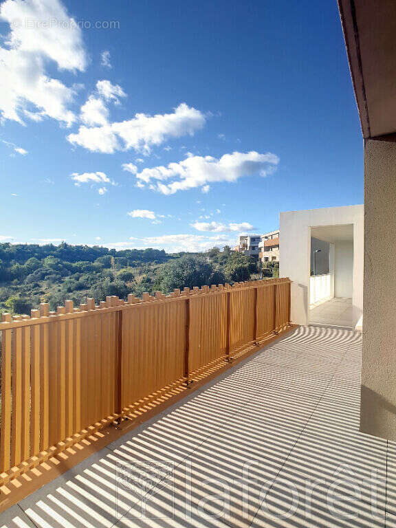 Appartement à JUVIGNAC