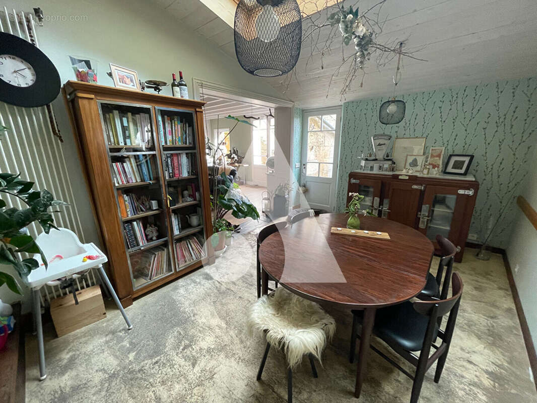 Maison à SAINT-ANDRE-DE-CUBZAC