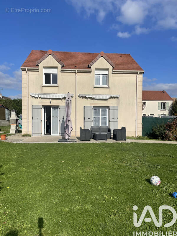 Photo 8 - Maison à ROUVRES