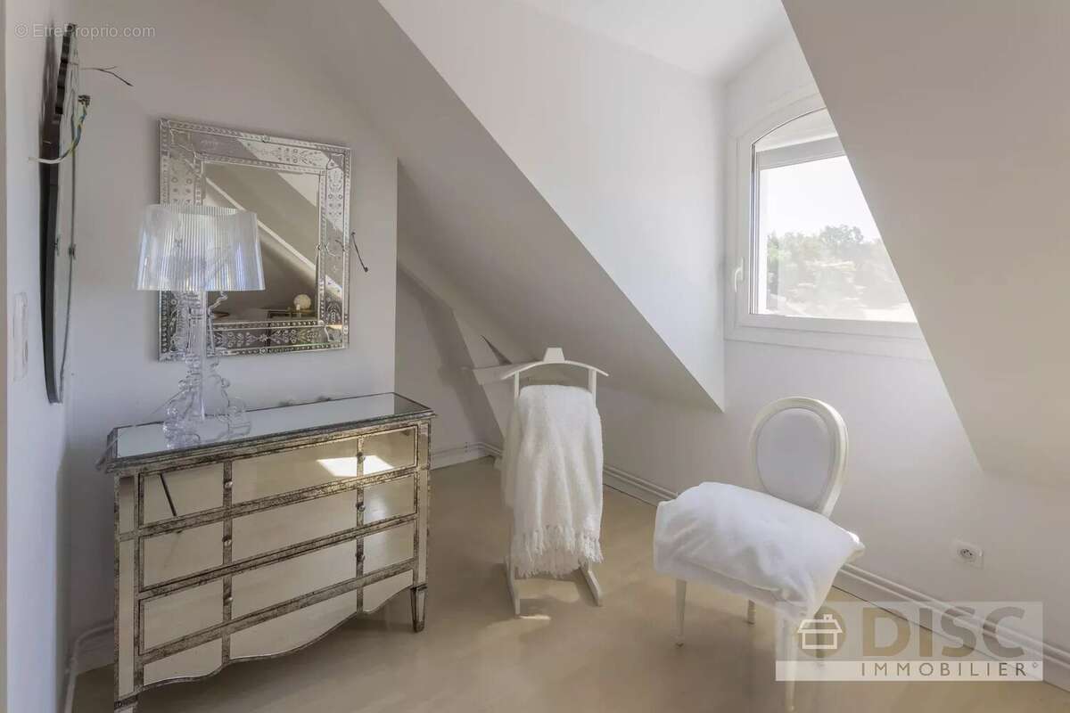 Belle propriété avec piscine à quelques minutes du centre de Caussade - photo 22