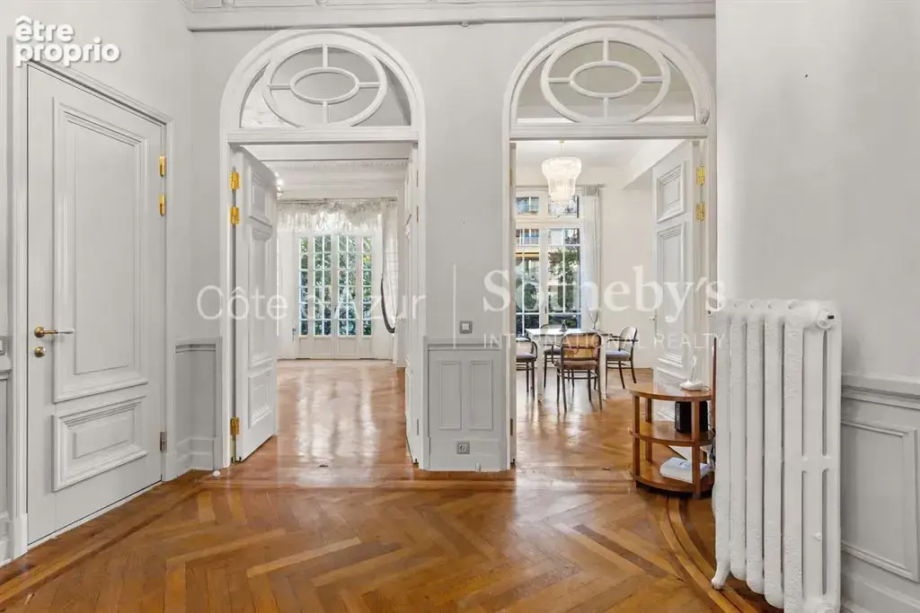 Nice Carré d’Or, appartement bourgeois de 120 m² rénové dans un immeuble Belle Époque - photo 8