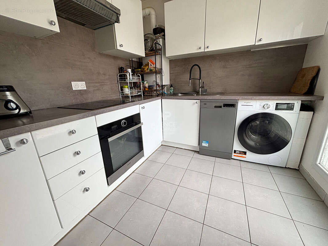 Appartement St Ouen L'aumone 4 pièce(s) 75.54 m2 - photo 3