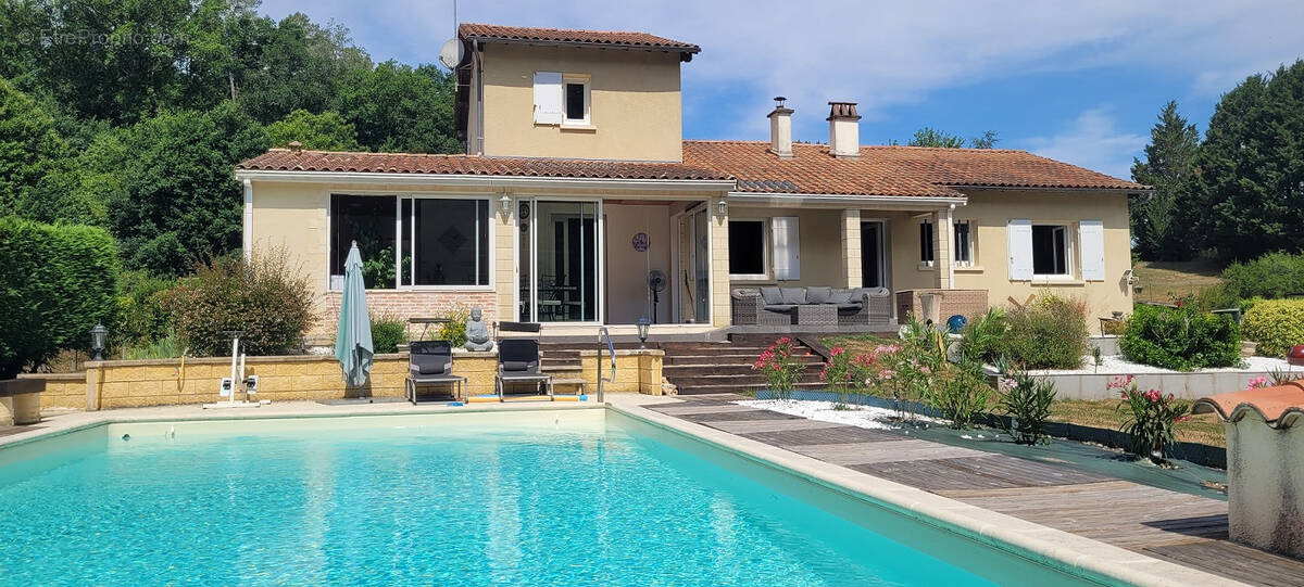 Maison à LA DOUZE