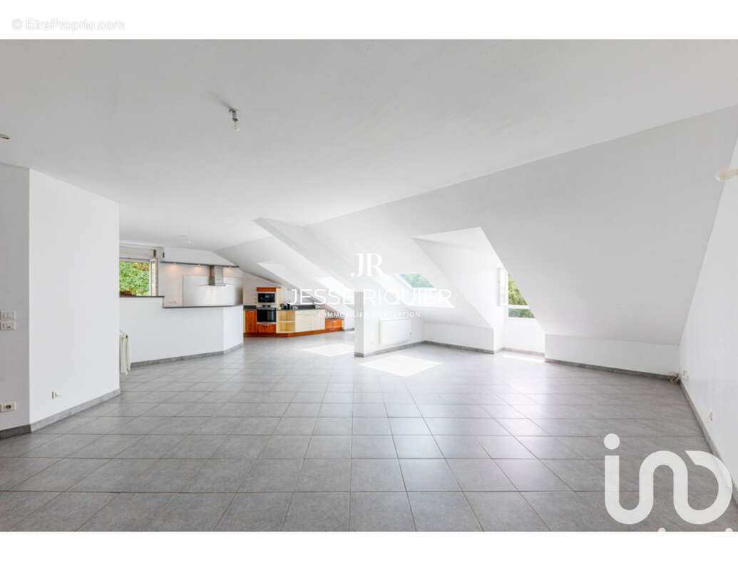 Photo 2 - Appartement à CONFLANS-SAINTE-HONORINE