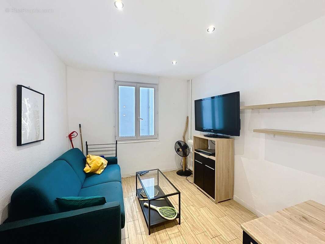 Appartement à MARSEILLE-7E