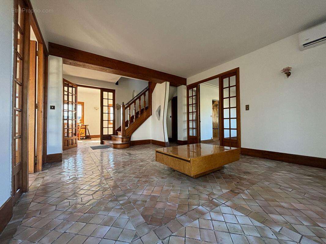 Maison à POILLY-LEZ-GIEN