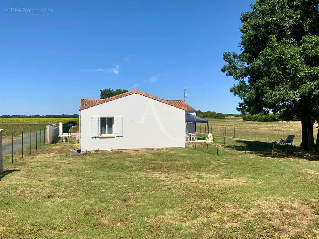 Maison Champagnolles 4 pièce(s) 98.5 m2 - photo 13