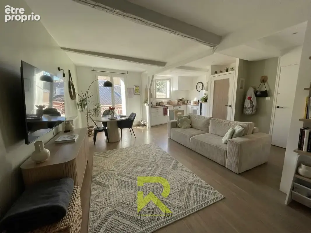 Maison de caractère avec studio indépendant à Pinet (34) - photo 2