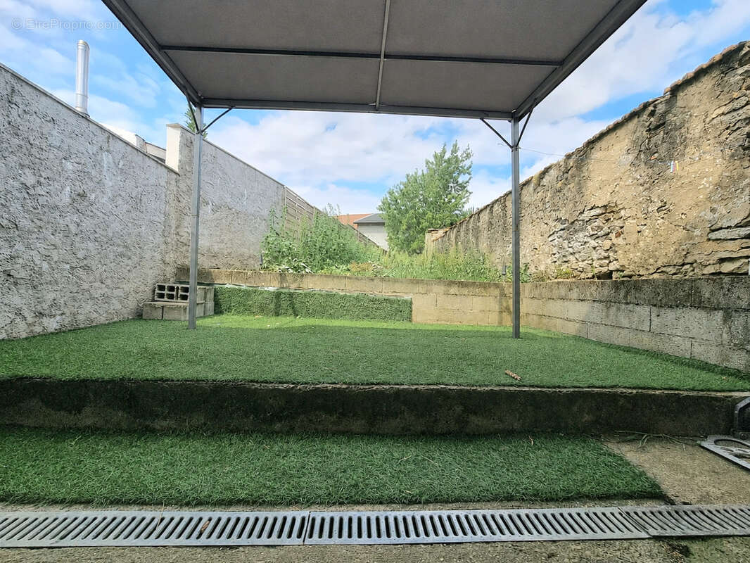 Appartement 120 m2 avec jardin - photo 2