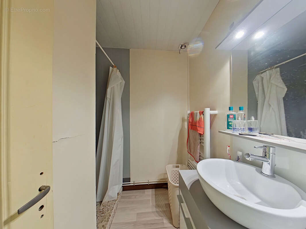 Maison à AVAILLES-LIMOUZINE