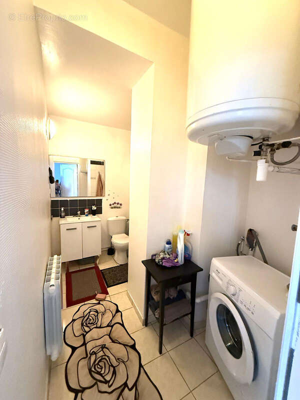 Appartement à EZANVILLE