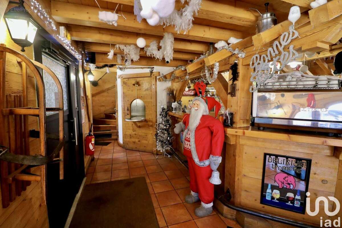 Photo 9 - Commerce à RISOUL