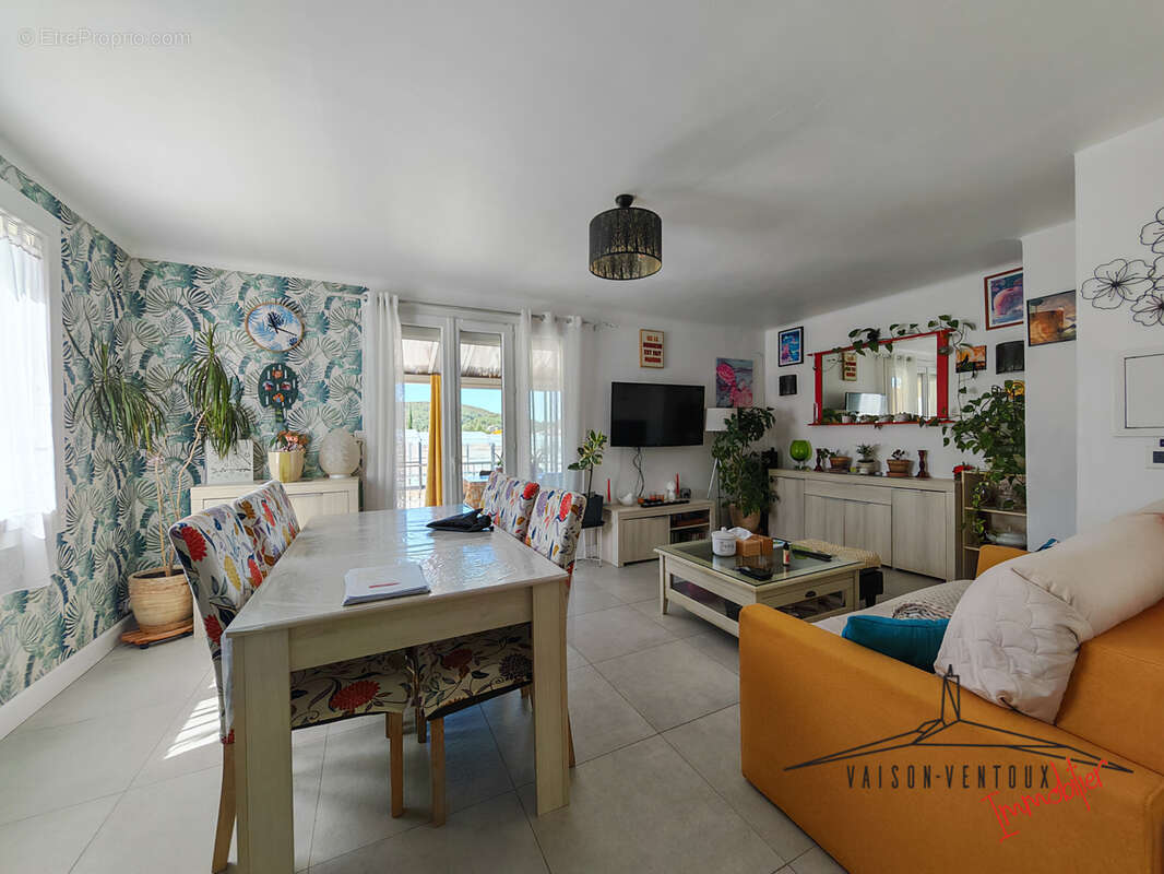 Maison à VAISON-LA-ROMAINE