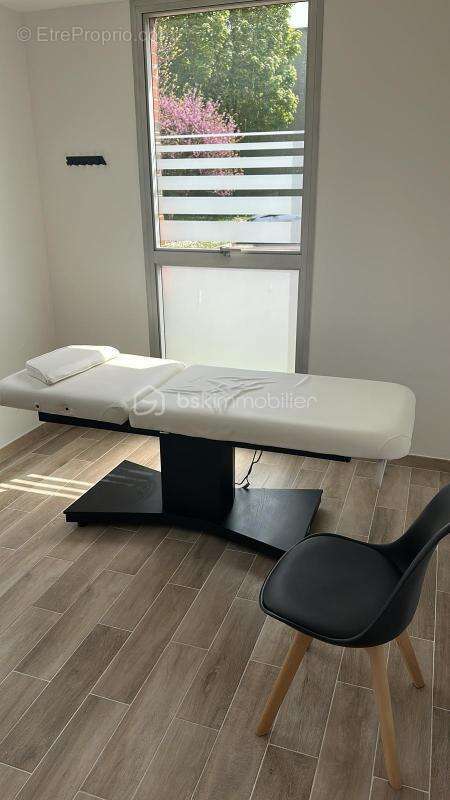 Commerce à ELANCOURT