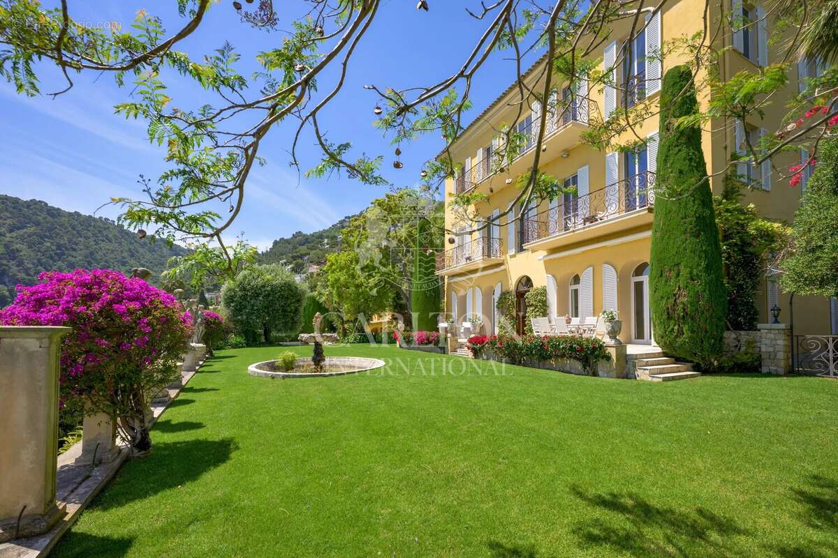 Maison à EZE