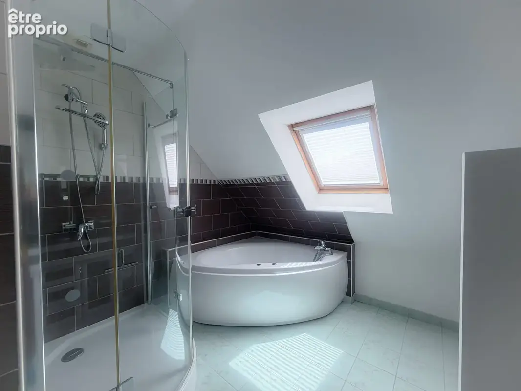 Maison 7 pièces 111 m² à vendre à Guipry (35480) - photo 7