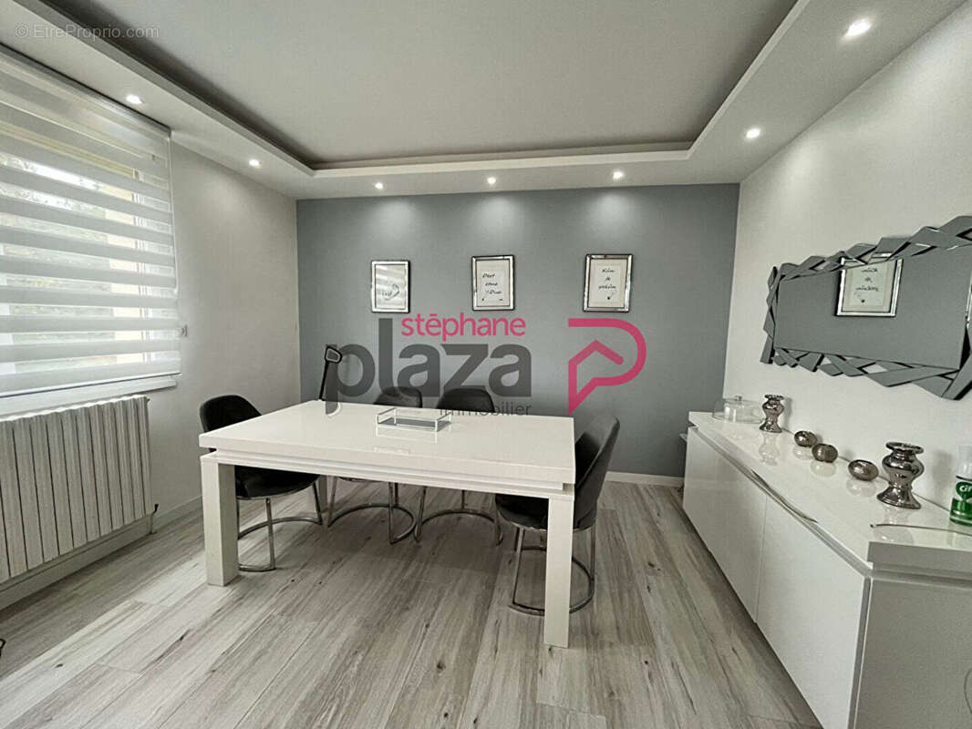 Maison à CHAMPAGNOLE