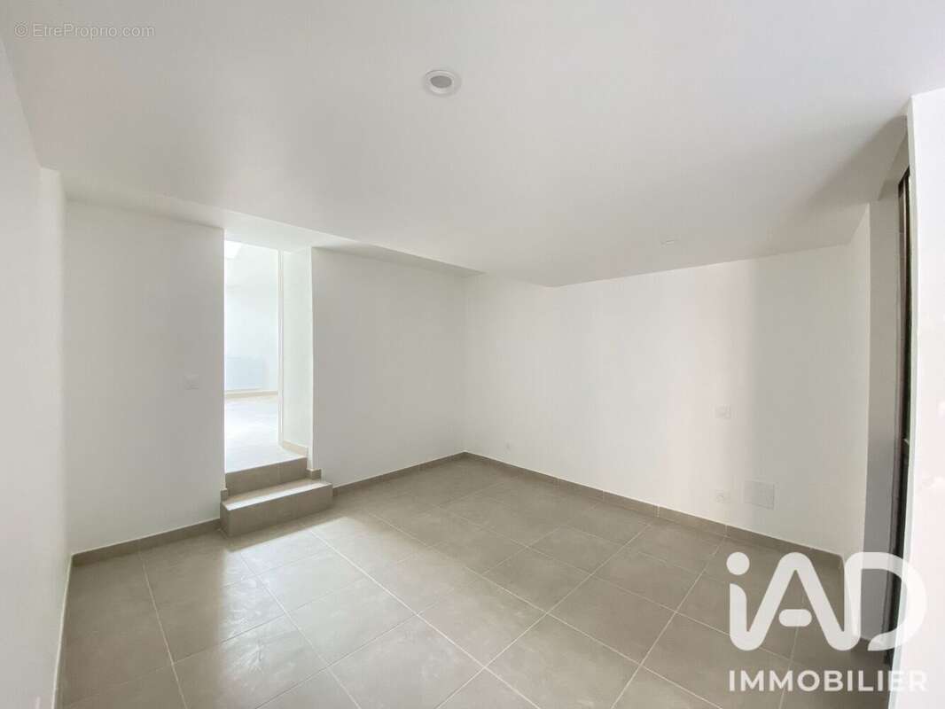 Photo 6 - Appartement à EYGUIERES