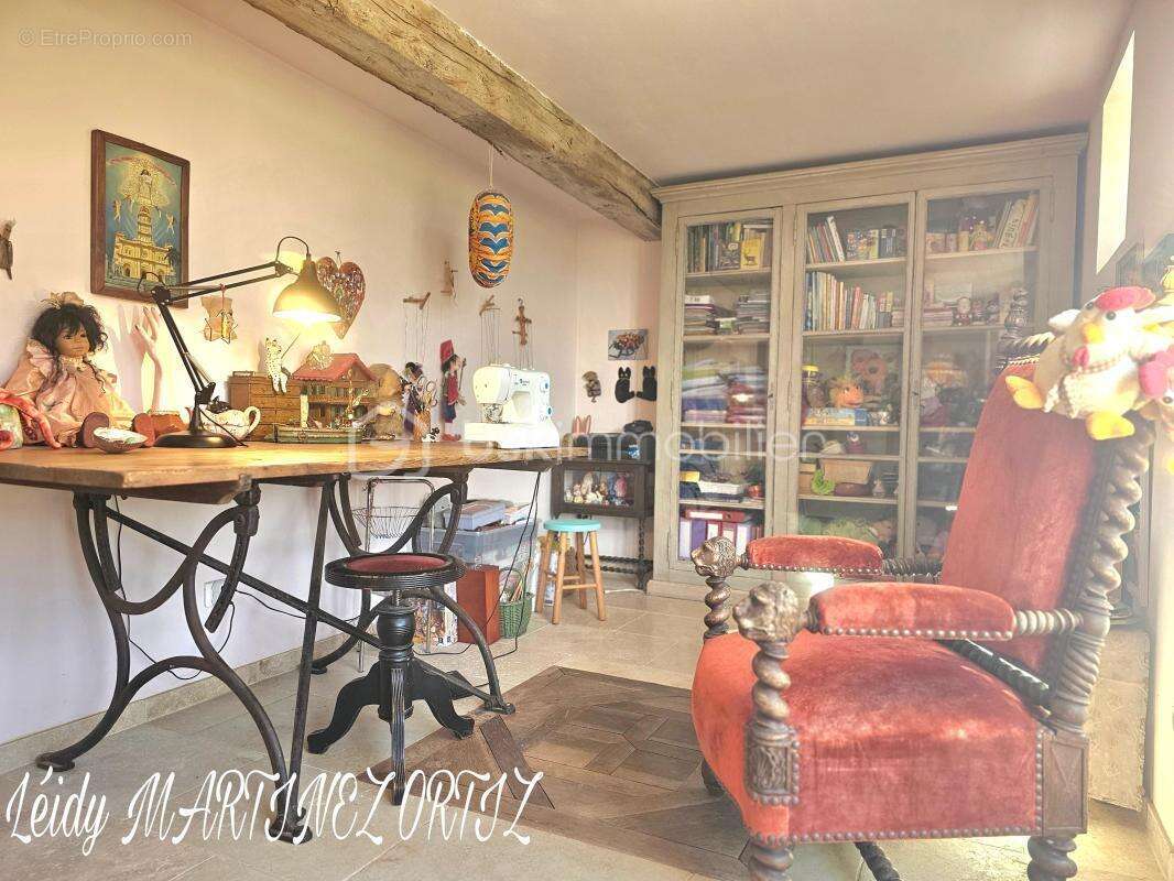 Maison à VIC-FEZENSAC