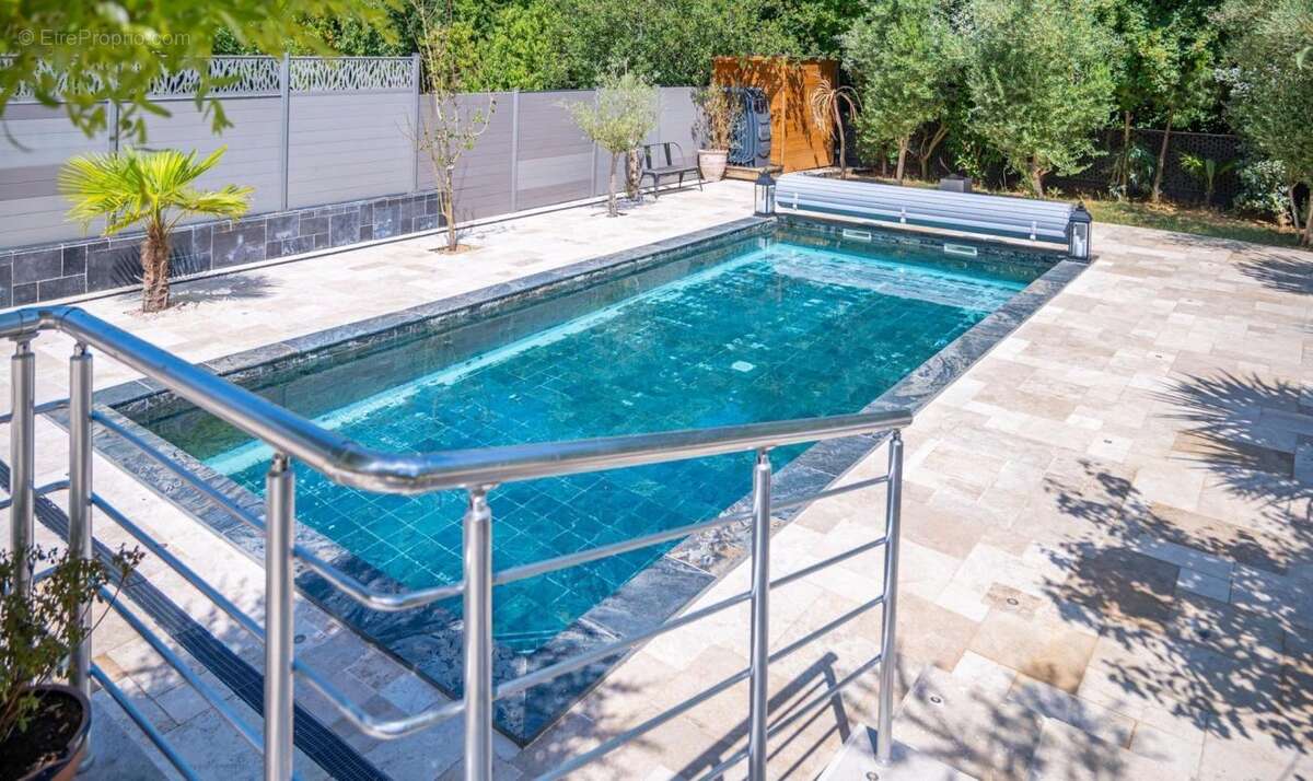 Maison à SAINT-SATURNIN